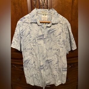Men’s Hawaiian shirt